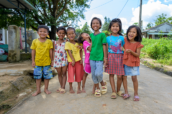 children hanging out
